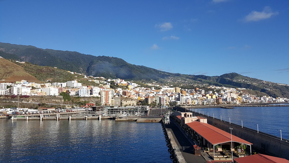 Image of the ferry terminal in La Palma (S.C. de la Palma)